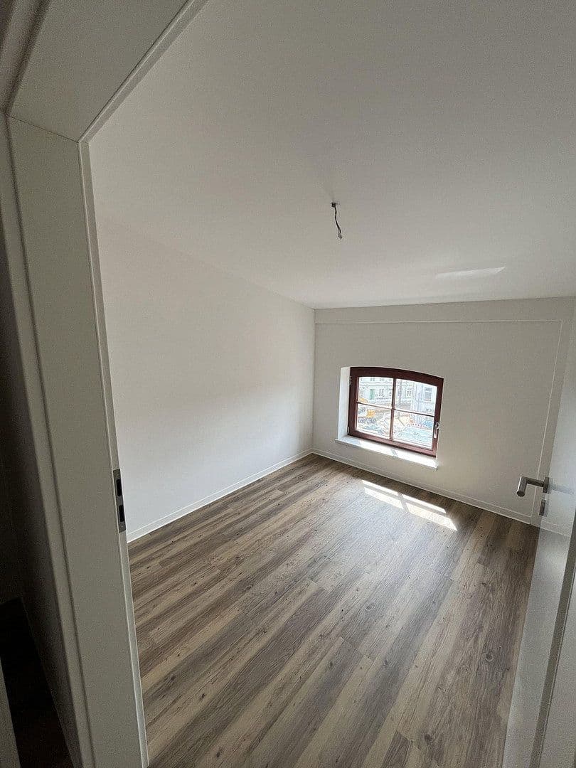 Prenájom bytu 2-izbový 72 m², Franz-Mehring-Straße 13 a-c, Schwerin, Meklenbursko-Predpomoransko Prenájom bytu 2-izbový 72 m², Franz-Mehring-Straße 13 a-c, Schwerin, Meklenbursko-Predpomoransko