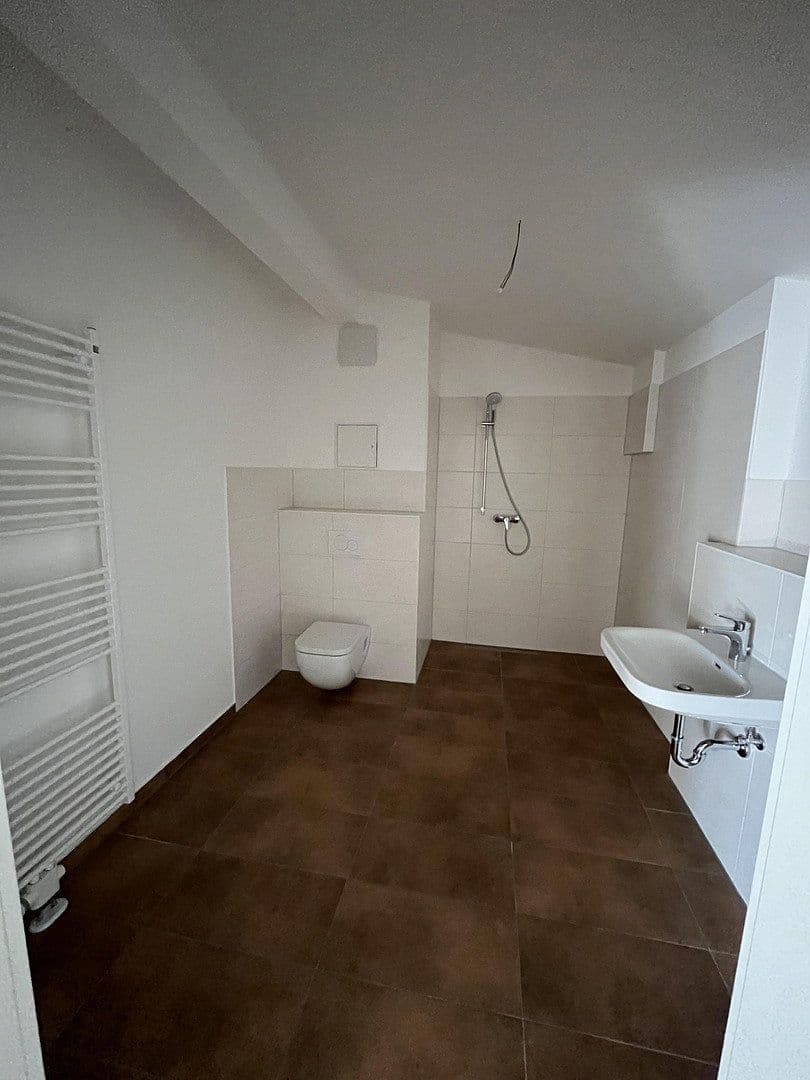 Prenájom bytu 2-izbový 72 m², Franz-Mehring-Straße 13 a-c, Schwerin, Meklenbursko-Predpomoransko Prenájom bytu 2-izbový 72 m², Franz-Mehring-Straße 13 a-c, Schwerin, Meklenbursko-Predpomoransko