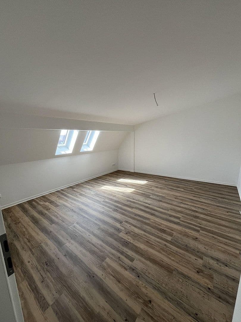 Prenájom bytu 2-izbový 72 m², Franz-Mehring-Straße 13 a-c, Schwerin, Meklenbursko-Predpomoransko Prenájom bytu 2-izbový 72 m², Franz-Mehring-Straße 13 a-c, Schwerin, Meklenbursko-Predpomoransko