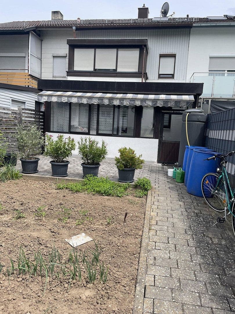 Predaj domu 123 m², pozemok 204 m², Neckarsulm, Bádensko-Wurttembersko Predaj domu 123 m², pozemok 204 m², Neckarsulm, Bádensko-Wurttembersko