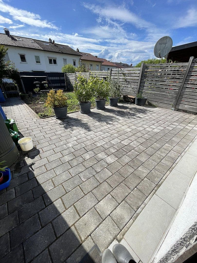 Predaj domu 123 m², pozemok 204 m², Neckarsulm, Bádensko-Wurttembersko Predaj domu 123 m², pozemok 204 m², Neckarsulm, Bádensko-Wurttembersko
