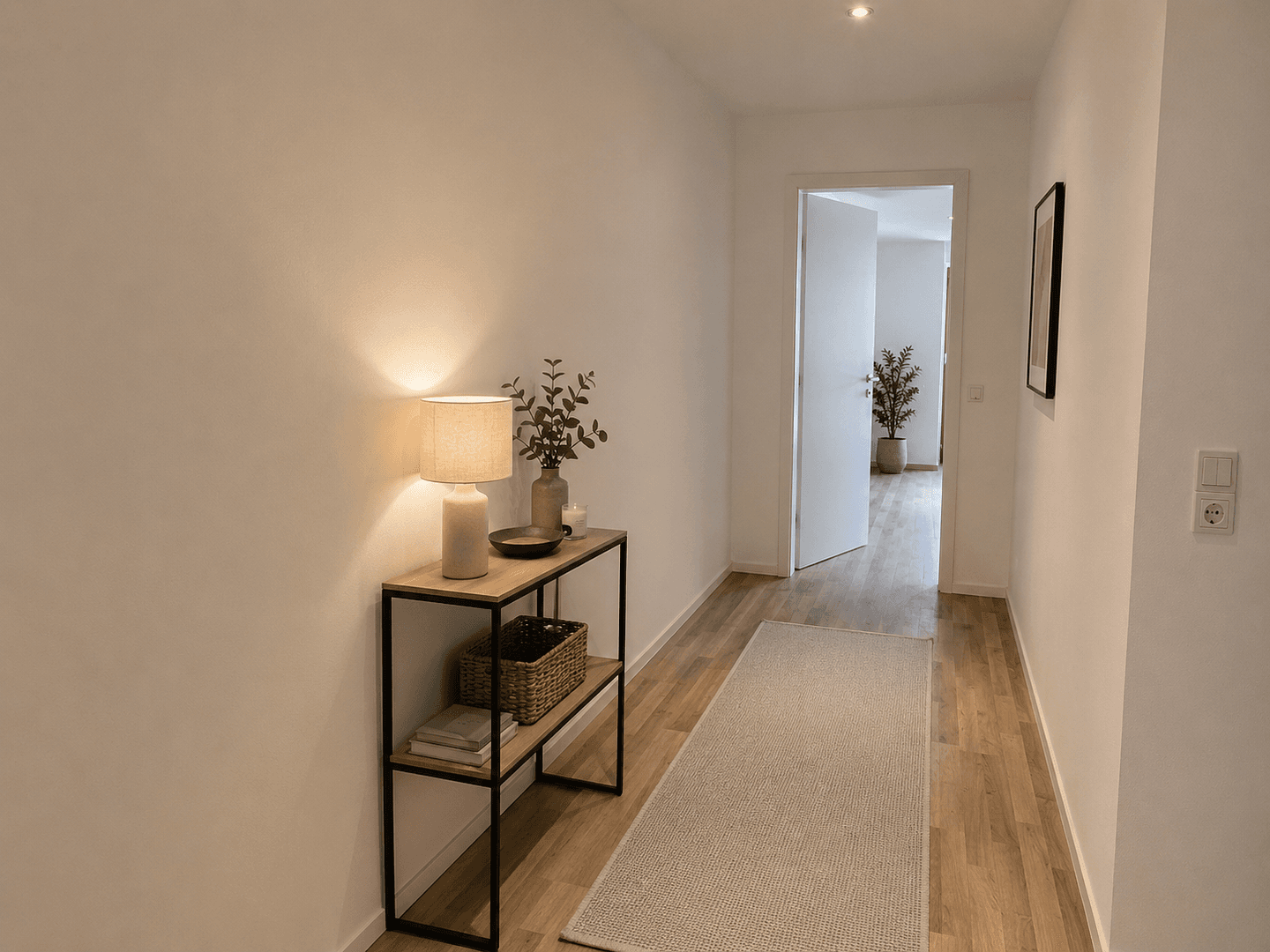 Prenájom bytu 3-izbový 45 m², Saarbrücken, Sársko Prenájom bytu 3-izbový 45 m², Saarbrücken, Sársko