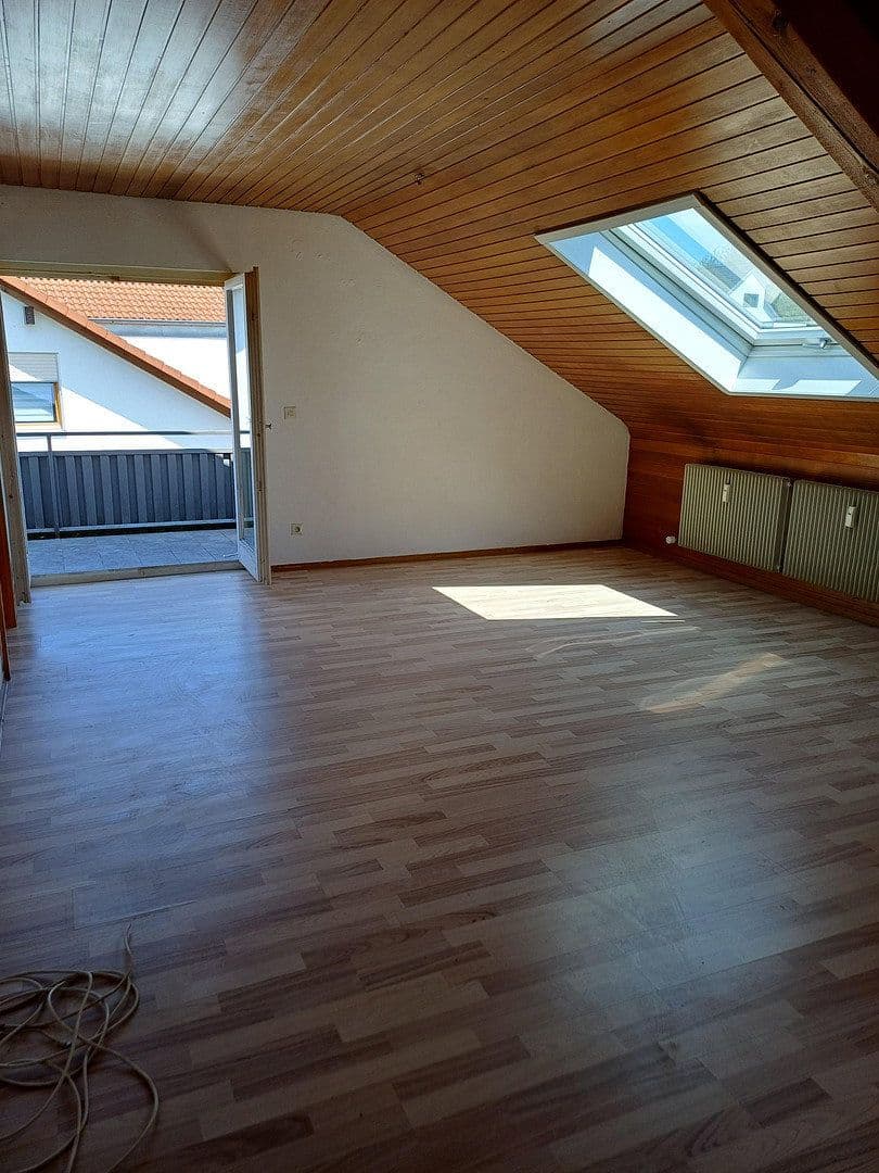 Prenájom bytu 3-izbový 58 m², Teckstr. 2, Göppingen, Bádensko-Wurttembersko Prenájom bytu 3-izbový 58 m², Teckstr. 2, Göppingen, Bádensko-Wurttembersko
