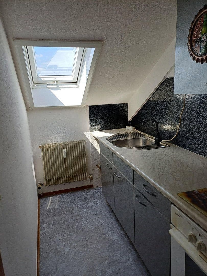 Prenájom bytu 3-izbový 58 m², Teckstr. 2, Göppingen, Bádensko-Wurttembersko Prenájom bytu 3-izbový 58 m², Teckstr. 2, Göppingen, Bádensko-Wurttembersko
