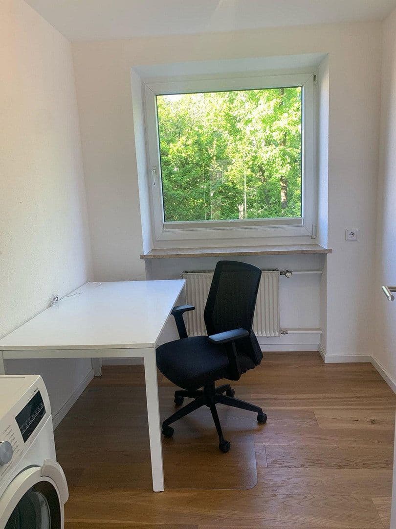 Prenájom bytu 3-izbový 67 m², Zeppelinstraße 7, München, Bavorsko Prenájom bytu 3-izbový 67 m², Zeppelinstraße 7, München, Bavorsko
