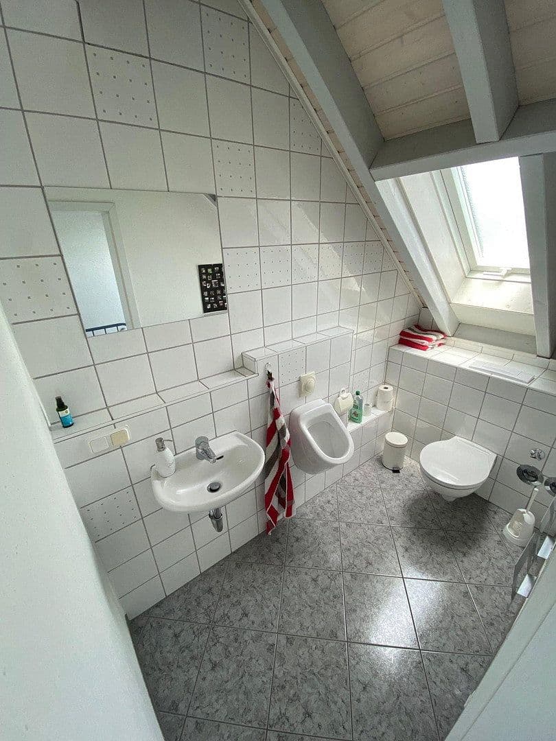 Prenájom kancelárie 122 m², Mainhausen, Hesensko Prenájom kancelárie 122 m², Mainhausen, Hesensko