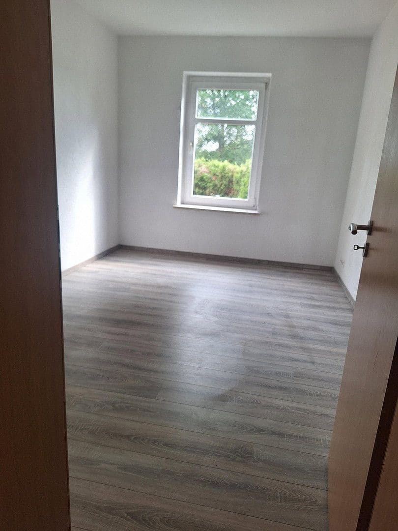Prenájom bytu 3-izbový 85 m², Lange Straße 2, Zwickau, Sasko Prenájom bytu 3-izbový 85 m², Lange Straße 2, Zwickau, Sasko