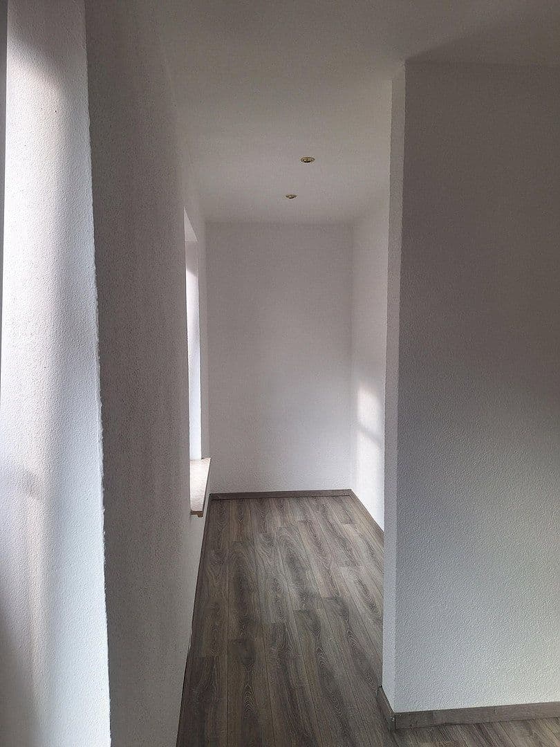 Prenájom bytu 3-izbový 85 m², Lange Straße 2, Zwickau, Sasko Prenájom bytu 3-izbový 85 m², Lange Straße 2, Zwickau, Sasko