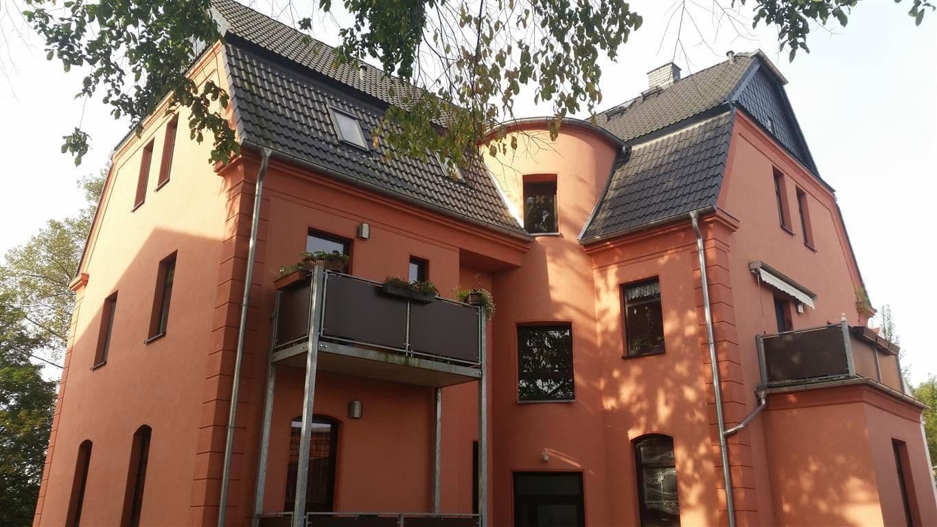 Prenájom bytu 3-izbový 85 m², Lange Straße 2, Zwickau, Sasko Prenájom bytu 3-izbový 85 m², Lange Straße 2, Zwickau, Sasko