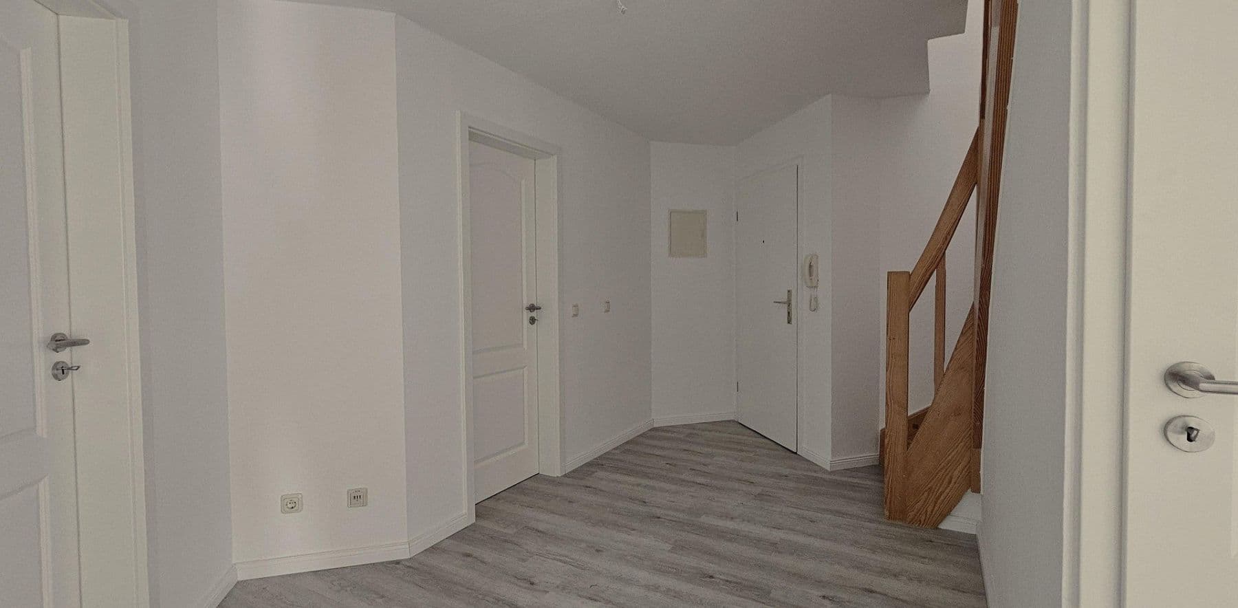 Prenájom bytu 4-izbový 112 m², Estorf, Dolné Sasko Prenájom bytu 4-izbový 112 m², Estorf, Dolné Sasko