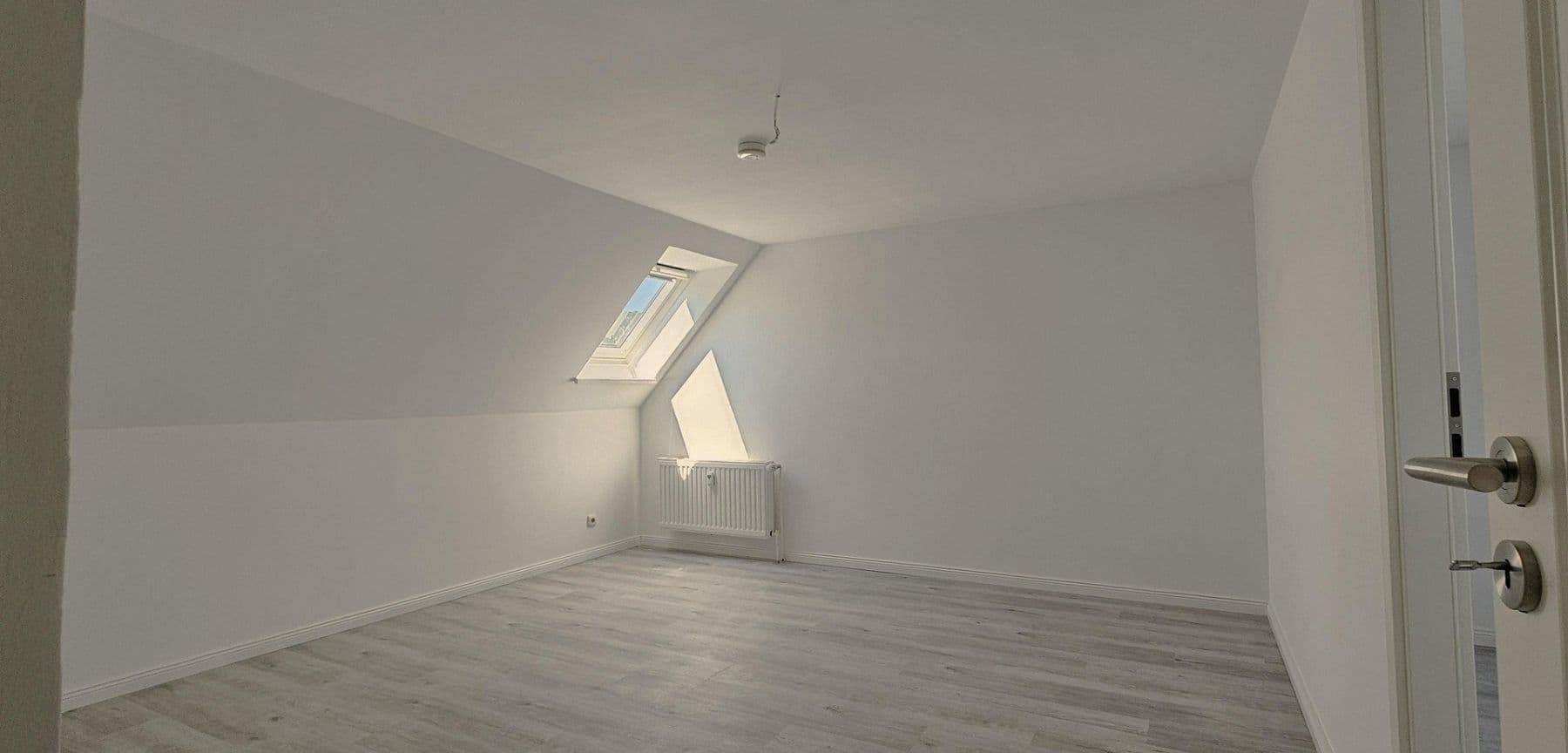 Prenájom bytu 4-izbový 112 m², Estorf, Dolné Sasko Prenájom bytu 4-izbový 112 m², Estorf, Dolné Sasko