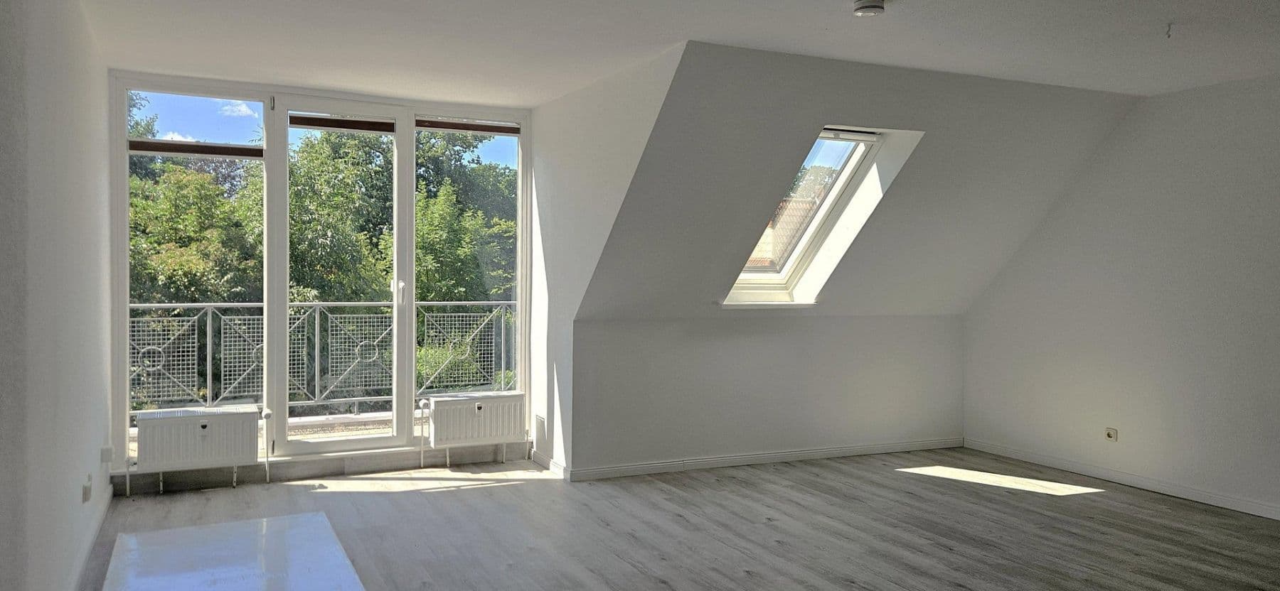 Prenájom bytu 4-izbový 112 m², Estorf, Dolné Sasko Prenájom bytu 4-izbový 112 m², Estorf, Dolné Sasko
