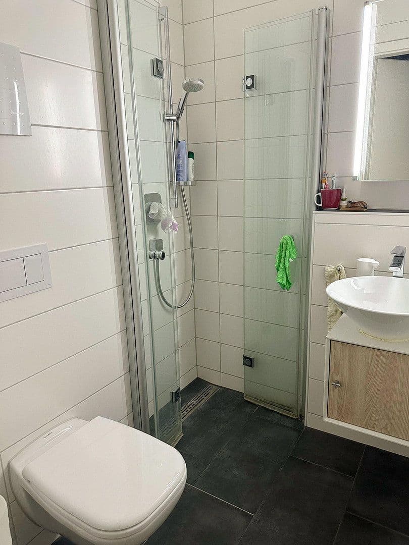 Prenájom bytu 4-izbový 108 m², Sindelfingen, Bádensko-Wurttembersko Prenájom bytu 4-izbový 108 m², Sindelfingen, Bádensko-Wurttembersko