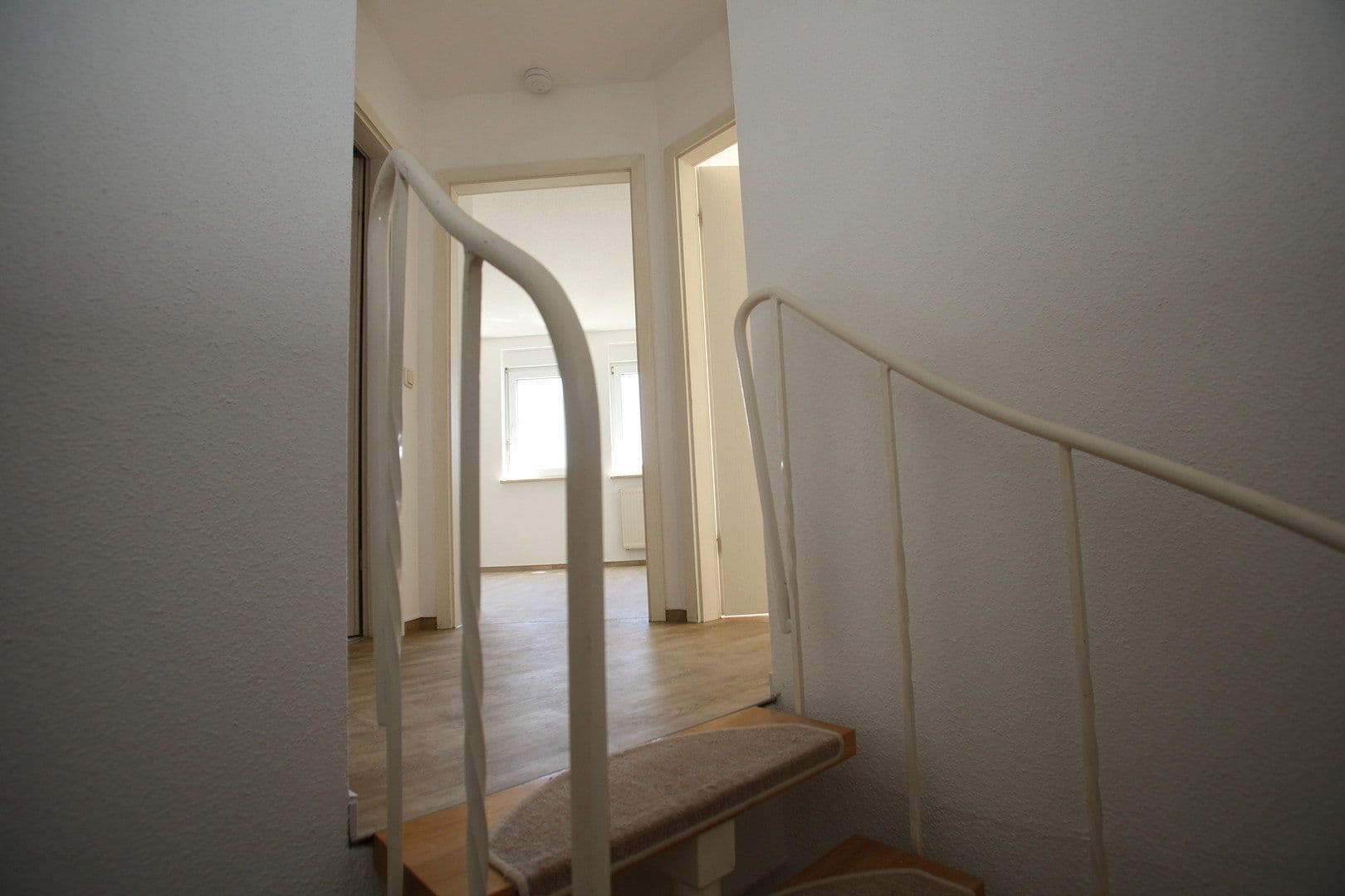 Prenájom bytu 3-izbový 98 m², Streitsberg 7, Plavno, Sasko Prenájom bytu 3-izbový 98 m², Streitsberg 7, Plavno, Sasko
