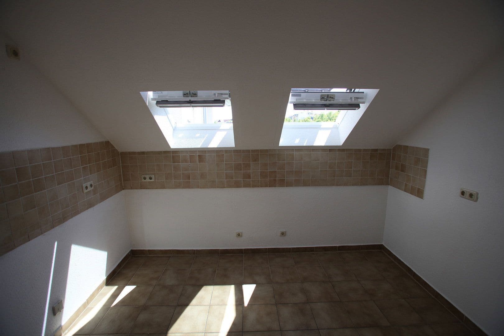 Prenájom bytu 3-izbový 98 m², Streitsberg 7, Plavno, Sasko Prenájom bytu 3-izbový 98 m², Streitsberg 7, Plavno, Sasko