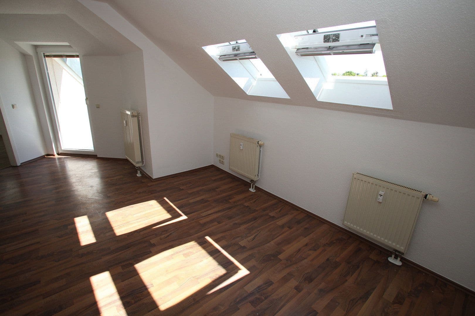 Prenájom bytu 3-izbový 98 m², Streitsberg 7, Plavno, Sasko Prenájom bytu 3-izbový 98 m², Streitsberg 7, Plavno, Sasko