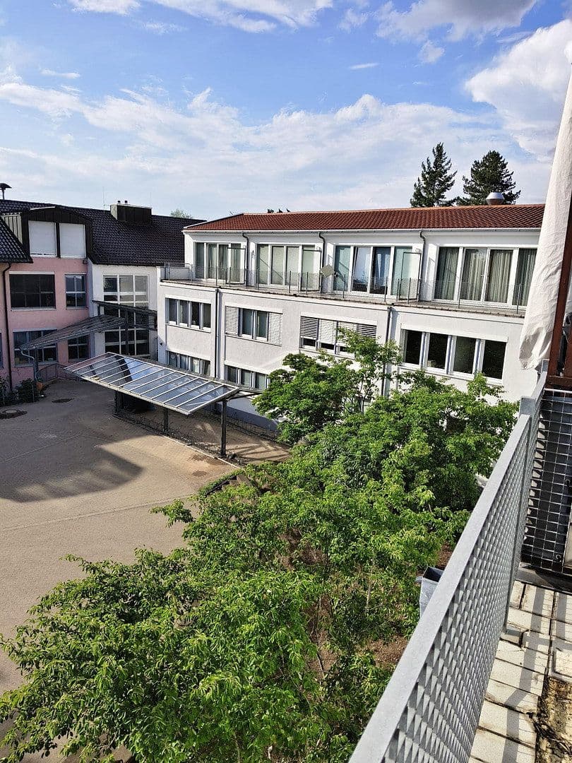 Prenájom bytu 1-izbový 40 m², Wendelsteinstraße 10, Vaterstetten, Bavorsko Prenájom bytu 1-izbový 40 m², Wendelsteinstraße 10, Vaterstetten, Bavorsko