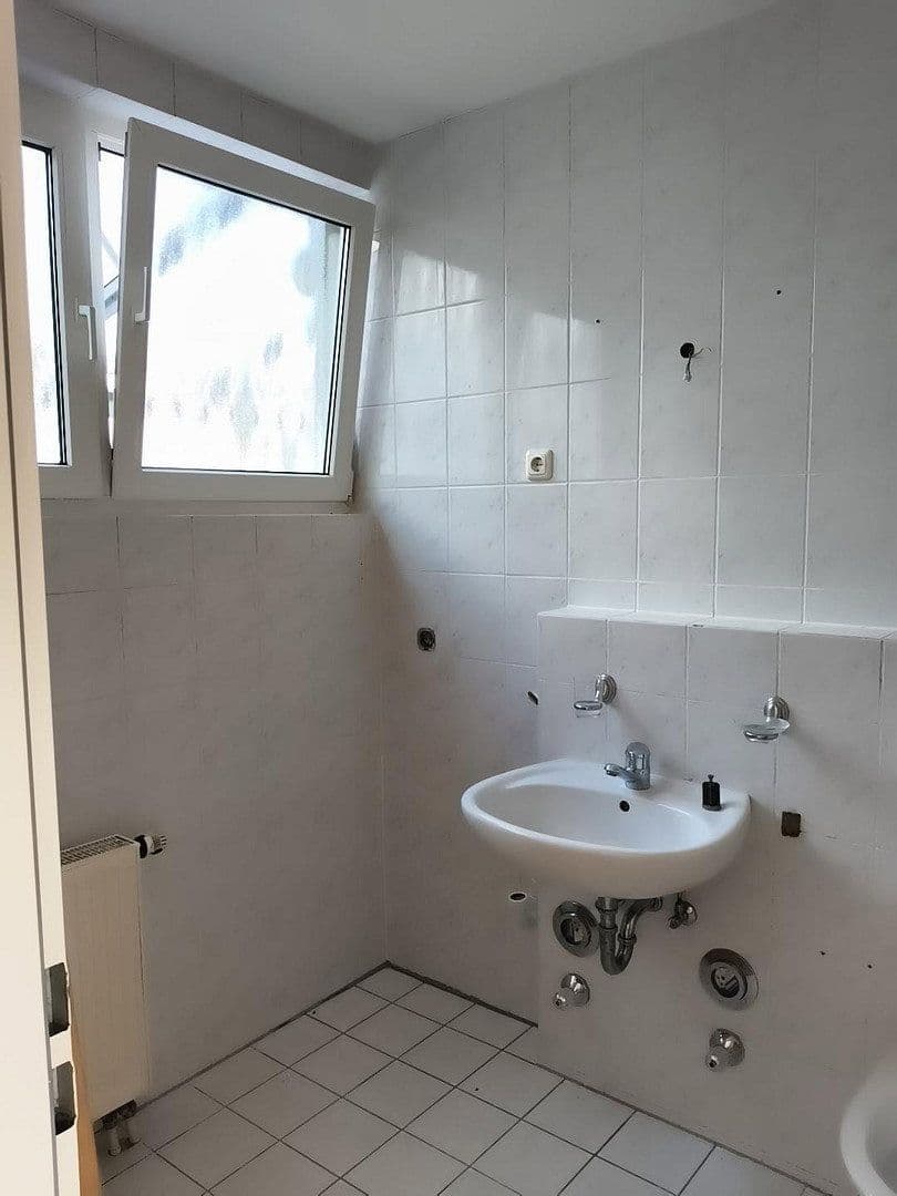 Prenájom bytu 1-izbový 40 m², Wendelsteinstraße 10, Vaterstetten, Bavorsko Prenájom bytu 1-izbový 40 m², Wendelsteinstraße 10, Vaterstetten, Bavorsko