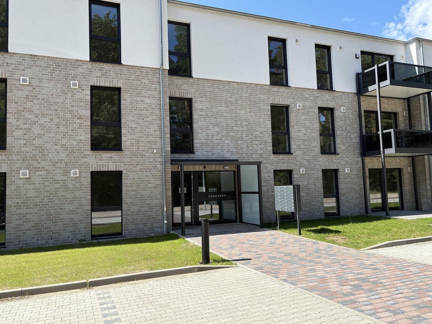 Prenájom bytu 3-izbový 68 m², Alter Mühlenweg 1c, Bad Bevensen, Dolné Sasko Prenájom bytu 3-izbový 68 m², Alter Mühlenweg 1c, Bad Bevensen, Dolné Sasko