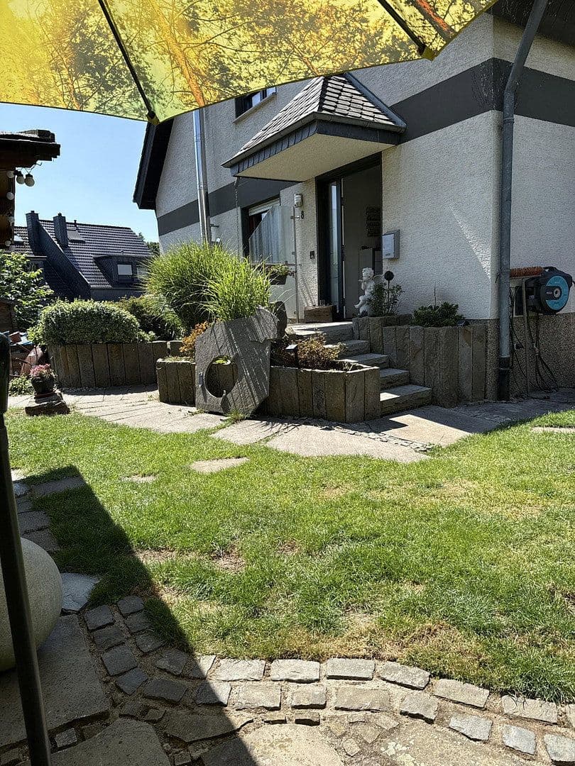 Predaj domu 148 m², pozemok 340 m², Heideweg 8, Dortmund, Severné Porýnie - Westfálsko Predaj domu 148 m², pozemok 340 m², Heideweg 8, Dortmund, Severné Porýnie - Westfálsko