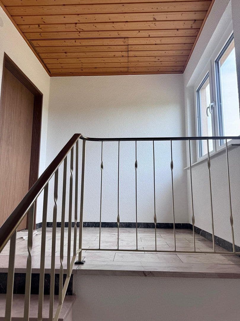 Prenájom bytu 4-izbový 120 m², Mitlechterner Straße 9, Fürth, Hesensko Prenájom bytu 4-izbový 120 m², Mitlechterner Straße 9, Fürth, Hesensko