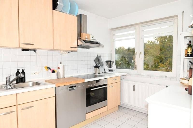 Prenájom bytu 2-izbový 81 m², Rohrer Höhe 1, Stuttgart, Bádensko-Wurttembersko Prenájom bytu 2-izbový 81 m², Rohrer Höhe 1, Stuttgart, Bádensko-Wurttembersko