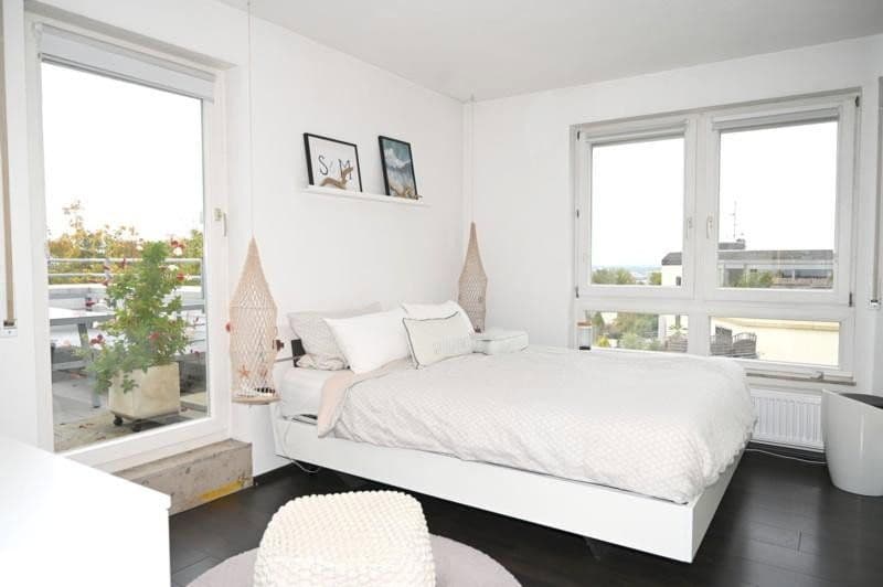Prenájom bytu 2-izbový 81 m², Rohrer Höhe 1, Stuttgart, Bádensko-Wurttembersko Prenájom bytu 2-izbový 81 m², Rohrer Höhe 1, Stuttgart, Bádensko-Wurttembersko