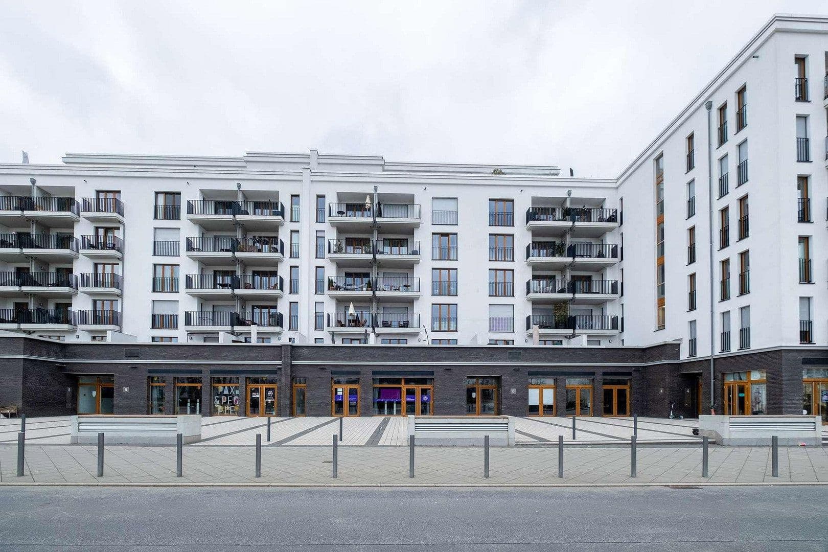 Prenájom bytu 2-izbový 88 m², Pariser Straße 4, Frankfurt am Main, Hesensko Prenájom bytu 2-izbový 88 m², Pariser Straße 4, Frankfurt am Main, Hesensko