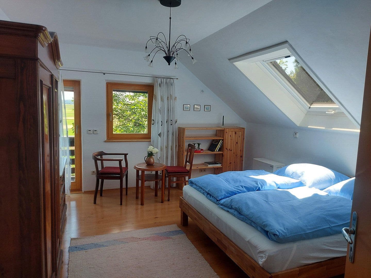 Prenájom domu 121 m², pozemok 1.600 m², Wörthsee-Steinebach, Bavorsko Prenájom domu 121 m², pozemok 1.600 m², Wörthsee-Steinebach, Bavorsko