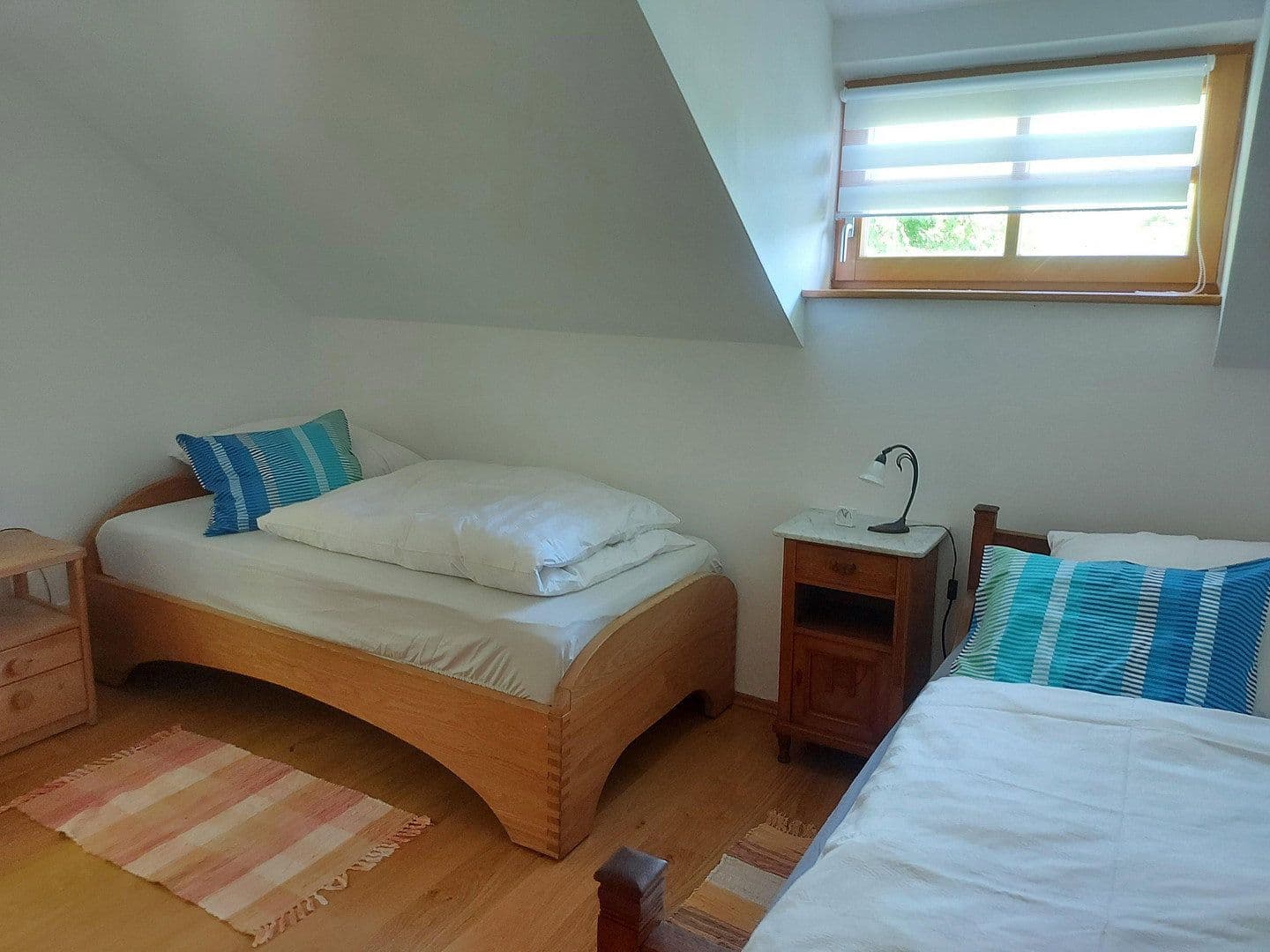 Prenájom domu 121 m², pozemok 1.600 m², Wörthsee-Steinebach, Bavorsko Prenájom domu 121 m², pozemok 1.600 m², Wörthsee-Steinebach, Bavorsko