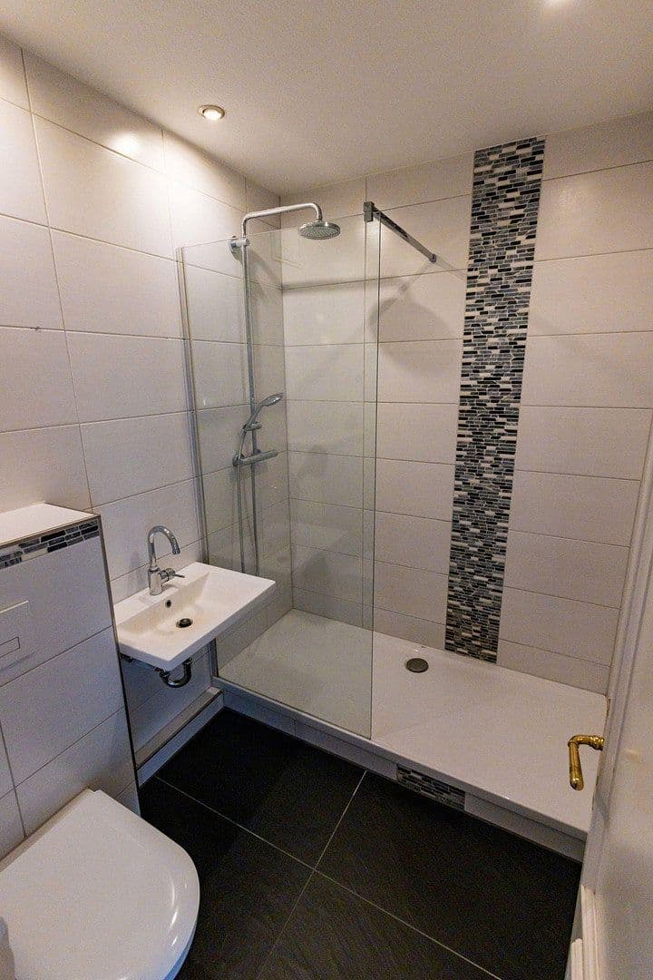 Predaj bytu 3-izbový 137 m², Ernst-Pinkert-Str. 11, Leipzig, Sasko Predaj bytu 3-izbový 137 m², Ernst-Pinkert-Str. 11, Leipzig, Sasko