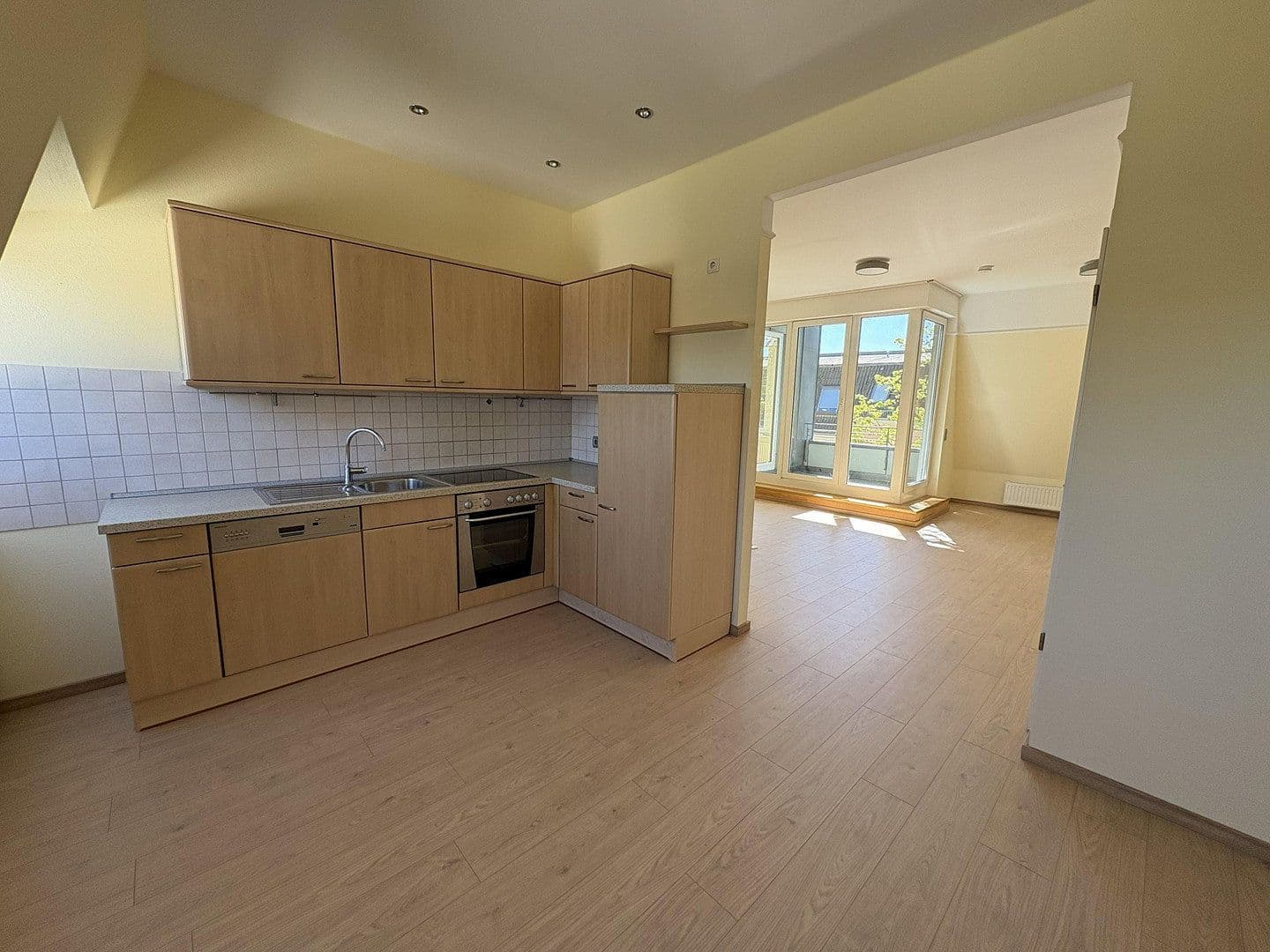 Prenájom bytu 2-izbový 70 m², Wendenschloßstraße 283, Berlin, Berlín Prenájom bytu 2-izbový 70 m², Wendenschloßstraße 283, Berlin, Berlín