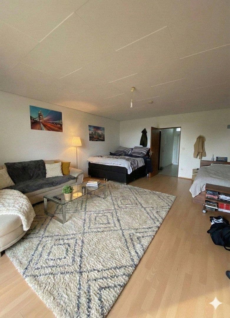 Prenájom bytu 1-izbový 51 m², Bad Homburg vor der Höhe, Hesensko Prenájom bytu 1-izbový 51 m², Bad Homburg vor der Höhe, Hesensko