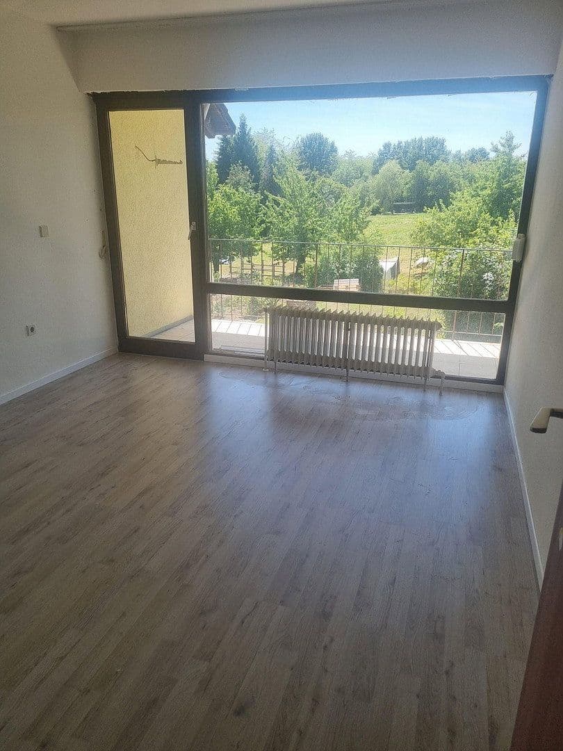Predaj domu 130 m², pozemok 427 m², Karlsbad, Bádensko-Wurttembersko Predaj domu 130 m², pozemok 427 m², Karlsbad, Bádensko-Wurttembersko