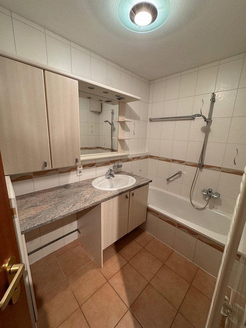 Prenájom bytu 3-izbový 92 m², Viehtrifftstraße 42, Speyer, Porýnie-Falcko Prenájom bytu 3-izbový 92 m², Viehtrifftstraße 42, Speyer, Porýnie-Falcko