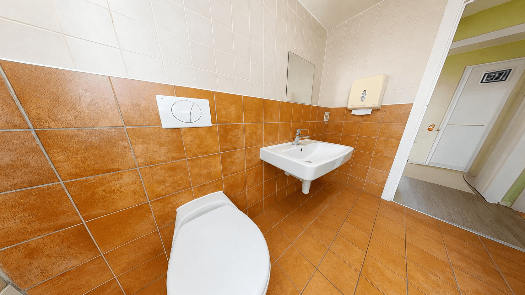 Prenájom bytu 6-izbový 128 m², Hauptstraße 62, Nordstemmen, Dolné Sasko Prenájom bytu 6-izbový 128 m², Hauptstraße 62, Nordstemmen, Dolné Sasko