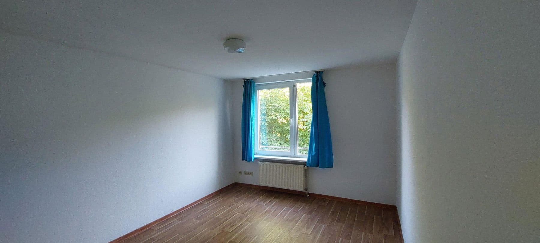 Prenájom bytu 1-izbový 22 m², Saarbrücken, Sársko Prenájom bytu 1-izbový 22 m², Saarbrücken, Sársko