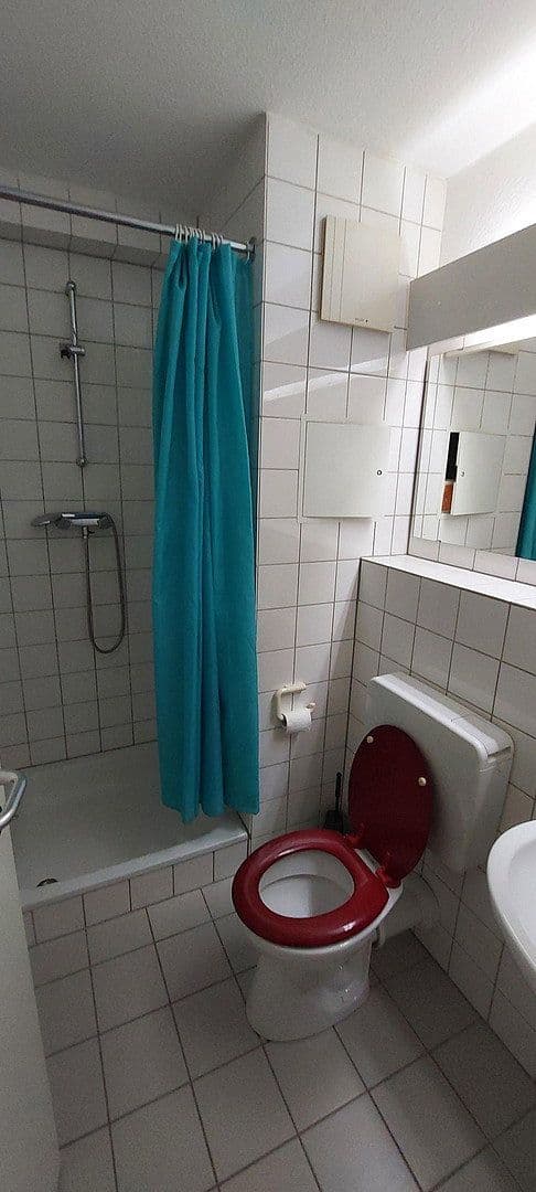 Prenájom bytu 1-izbový 22 m², Saarbrücken, Sársko Prenájom bytu 1-izbový 22 m², Saarbrücken, Sársko