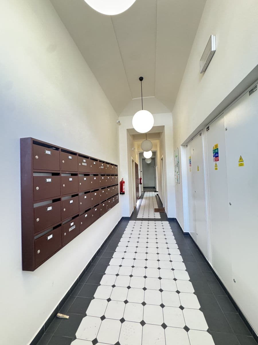 Prenájom bytu 39 m², Tachovske namesti, Praha, Praha Prenájom bytu 39 m², Tachovske namesti, Praha, Praha