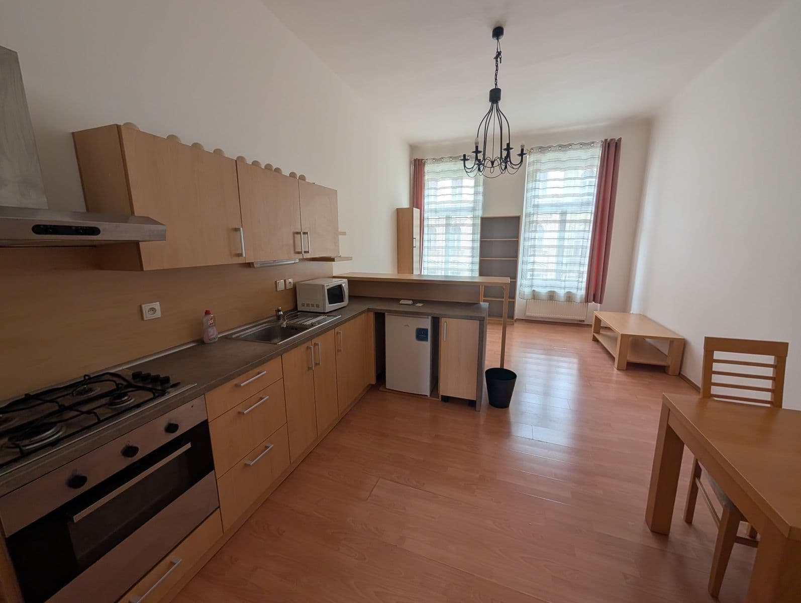 Prenájom bytu 50 m², Wenzigova, Praha, Praha Prenájom bytu 50 m², Wenzigova, Praha, Praha
