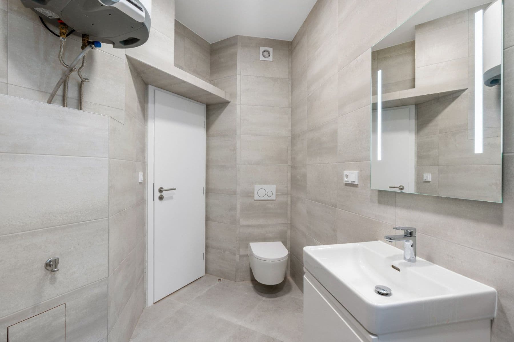 Prenájom bytu 48 m², Na Stráži, Praha, Praha Prenájom bytu 48 m², Na Stráži, Praha, Praha