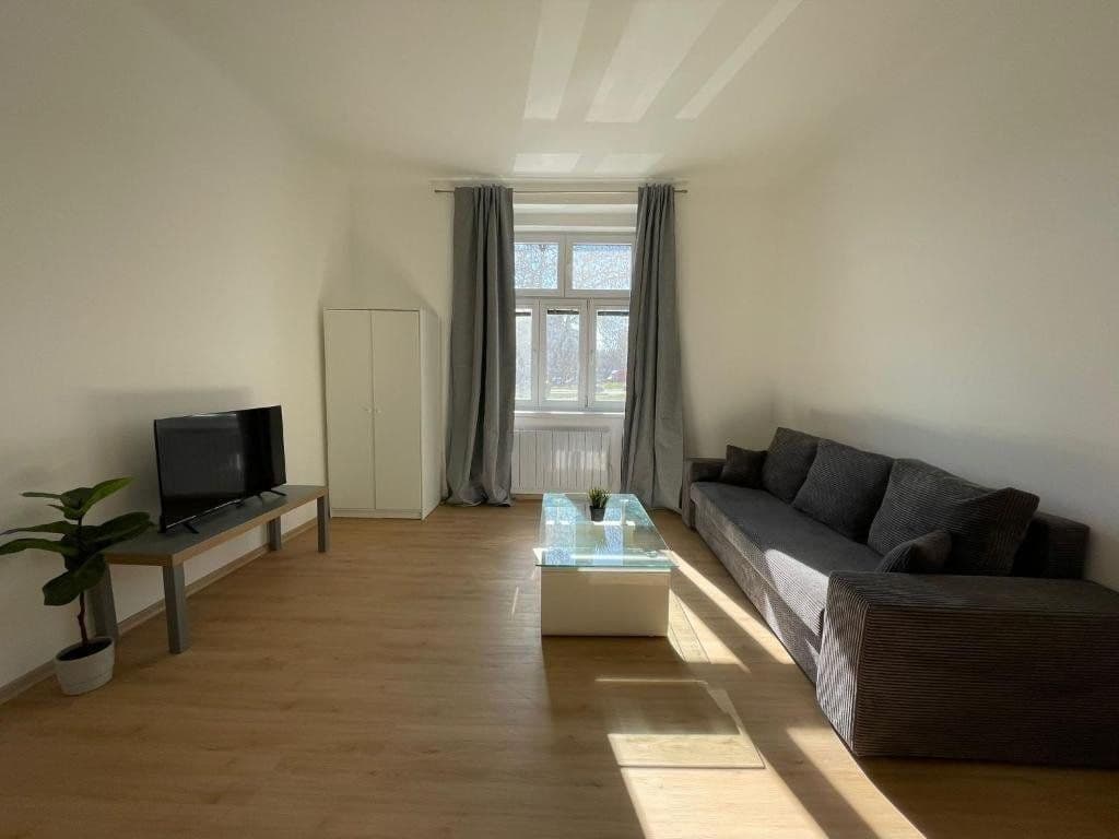 Prenájom bytu 48 m², Na Stráži, Praha, Praha Prenájom bytu 48 m², Na Stráži, Praha, Praha