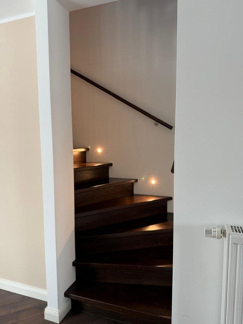 Predaj domu 119 m², pozemok 395 m², Norderstedt, Šlezvicko-Holštajnsko Predaj domu 119 m², pozemok 395 m², Norderstedt, Šlezvicko-Holštajnsko