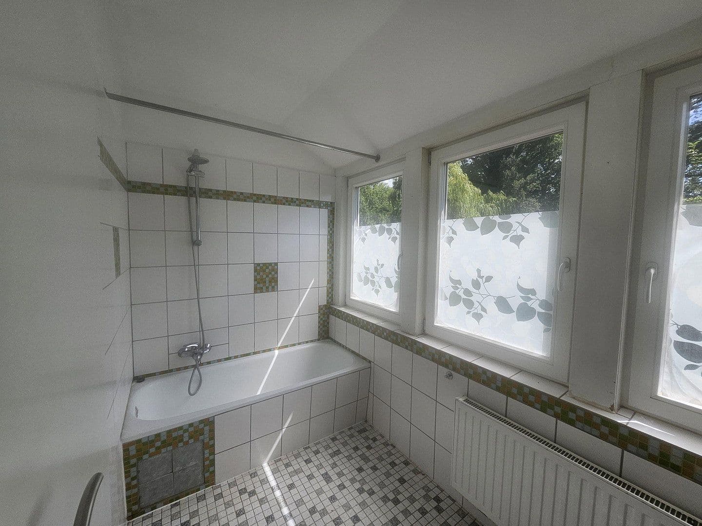 Predaj domu 212 m², pozemok 1.883 m², Quelkhorner Landstraße, Ottersberg, Dolné Sasko Predaj domu 212 m², pozemok 1.883 m², Quelkhorner Landstraße, Ottersberg, Dolné Sasko