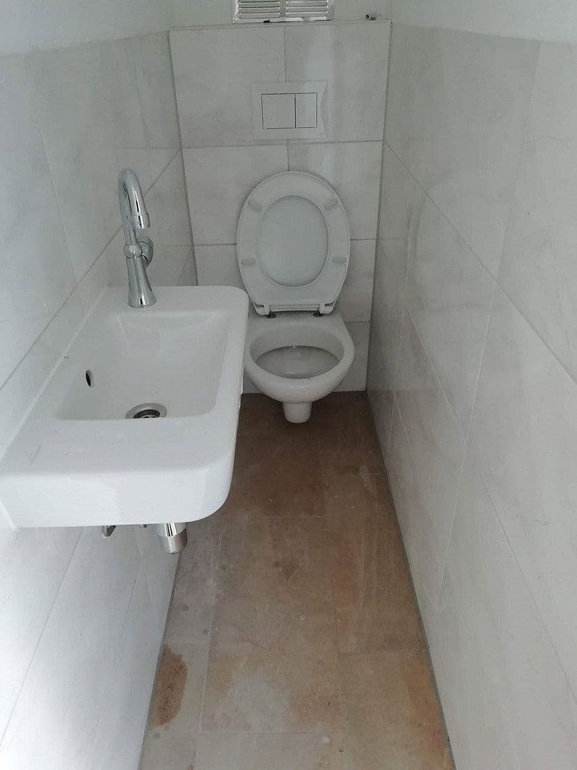 Prenájom bytu 2-izbový 51 m², Pelm, Porýnie-Falcko Prenájom bytu 2-izbový 51 m², Pelm, Porýnie-Falcko
