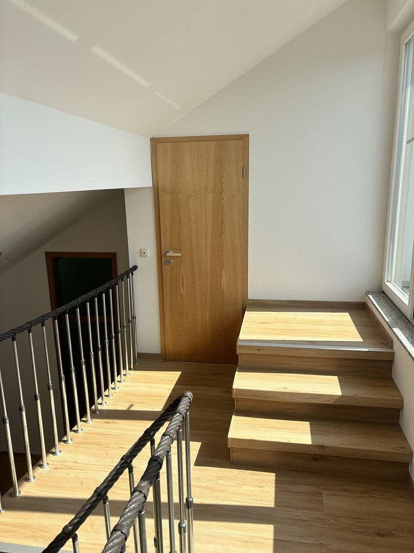 Prenájom bytu 2-izbový 98 m², Uferstraße 19, Leipzig, Sasko Prenájom bytu 2-izbový 98 m², Uferstraße 19, Leipzig, Sasko