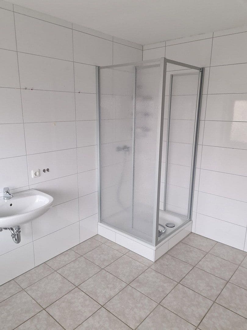 Prenájom bytu 3-izbový 110 m², Sinntal, Hesensko Prenájom bytu 3-izbový 110 m², Sinntal, Hesensko
