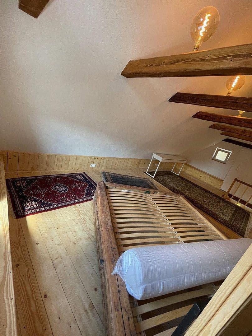 Prenájom bytu 2-izbový 70 m², Marktstr. 3, Rottenburg a. d. Laaber, Bavorsko Prenájom bytu 2-izbový 70 m², Marktstr. 3, Rottenburg a. d. Laaber, Bavorsko