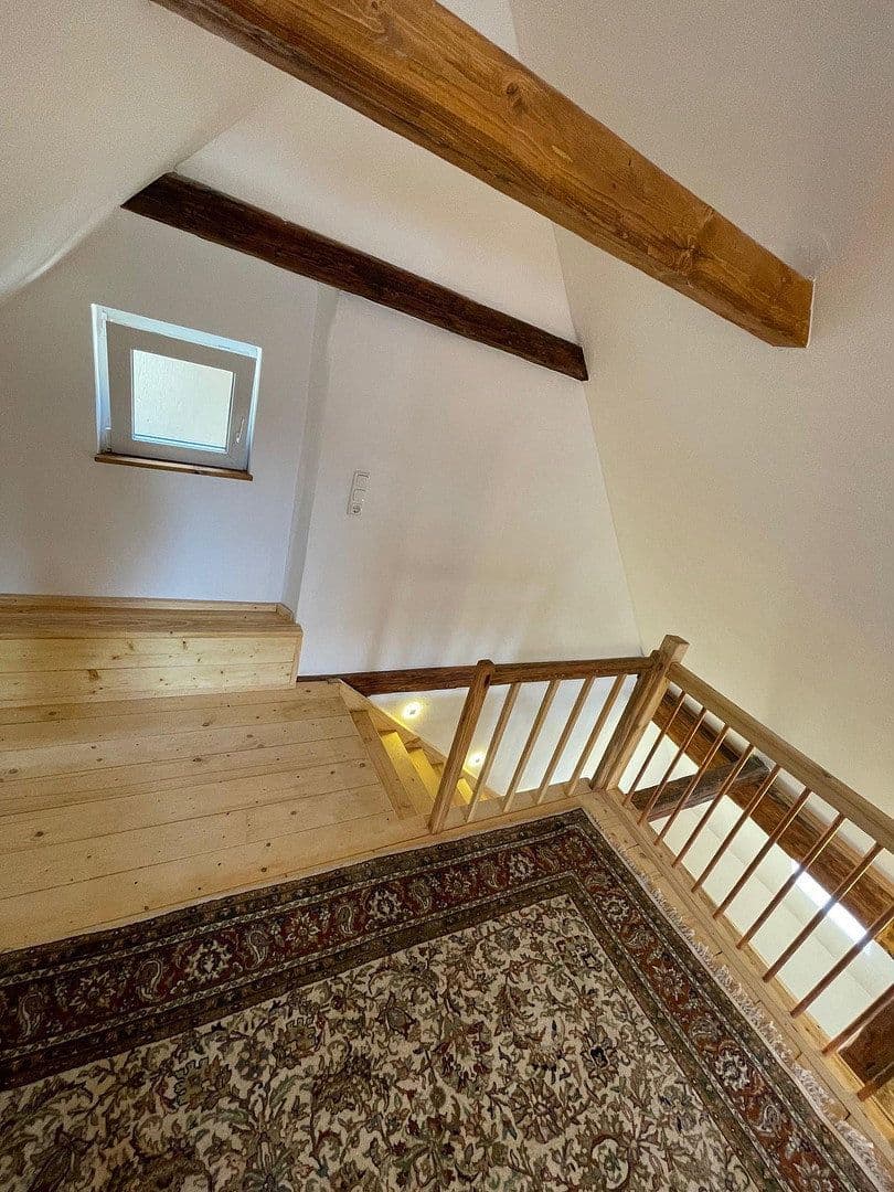 Prenájom bytu 2-izbový 70 m², Marktstr. 3, Rottenburg a. d. Laaber, Bavorsko Prenájom bytu 2-izbový 70 m², Marktstr. 3, Rottenburg a. d. Laaber, Bavorsko