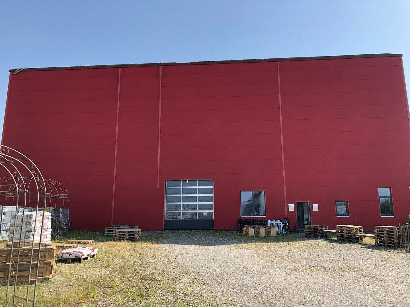 Prenájom nebytového priestoru 2.048 m², Lauben, Bavorsko Prenájom nebytového priestoru 2.048 m², Lauben, Bavorsko
